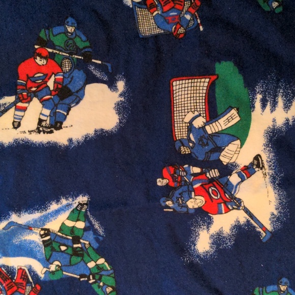 ❤️ HOCKEY PLAYERS 2 PCE Boys Pajama Shorts Sz 7/8 NWT - Picture 3 of 5